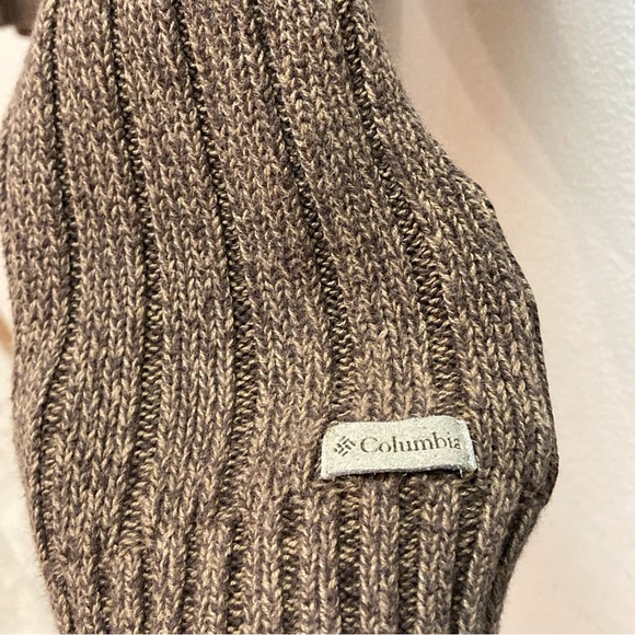 Boys Cable Knit Columbia Sweater - Picture 4 of 6